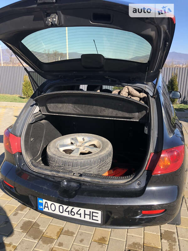 Хэтчбек Mazda 3 2004 в Виноградове