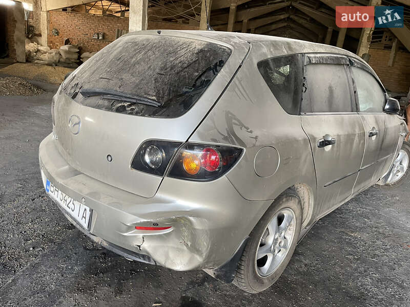 Хэтчбек Mazda 3 2006 в Гайсине