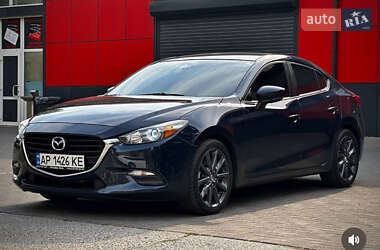 Седан Mazda 3 2018 в 
