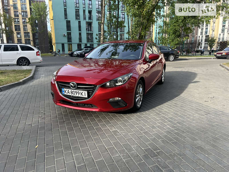 Хэтчбек Mazda 3 2016 в Львове