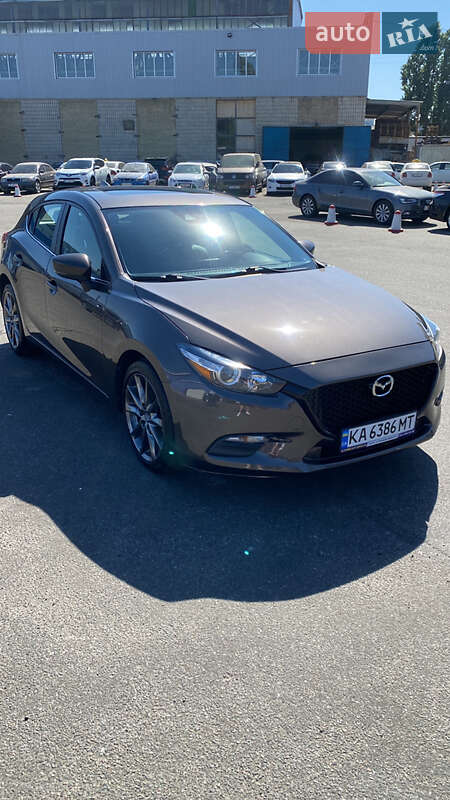 Mazda 3 2017