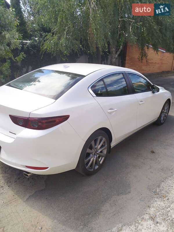 Седан Mazda 3 2019 в Днепре