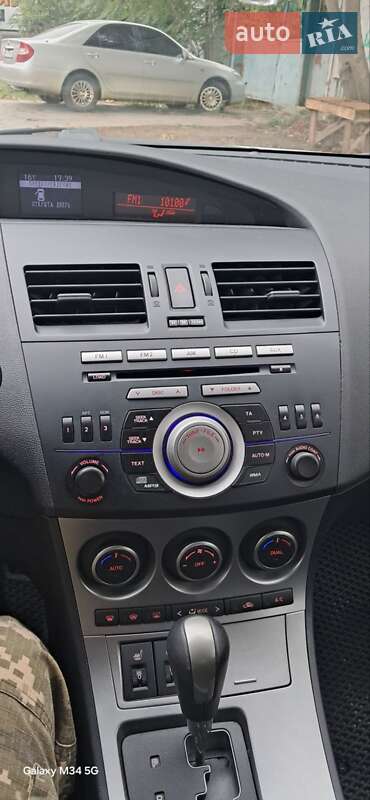 Хетчбек Mazda 3 2010 в Одесі