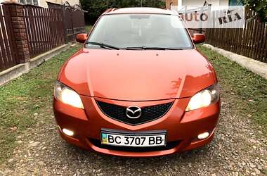 Седан Mazda 3 2004 в Каменке-Бугской