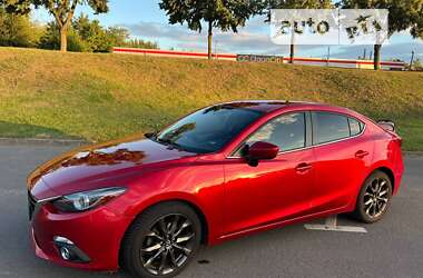 Седан Mazda 3 2014 в Кривом Роге