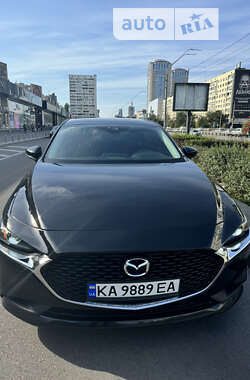 Седан Mazda 3 2019 в Киеве