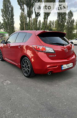 Хэтчбек Mazda 3 2011 в 