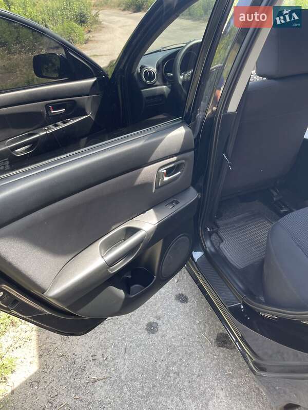 Хэтчбек Mazda 3 2005 в Кременчуге