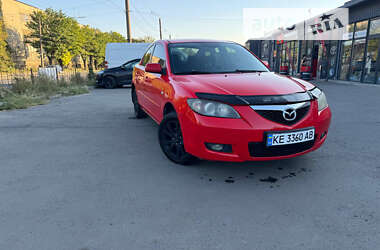 Седан Mazda 3 2006 в Днепре