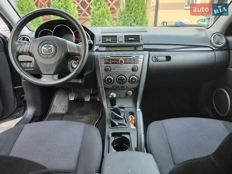 Хэтчбек Mazda 3 2006 в 