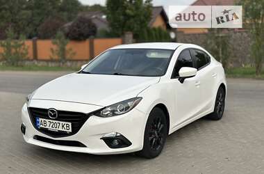 Седан Mazda 3 2015 в Виннице