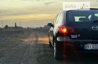 Хэтчбек Mazda 3 2003 в Николаеве