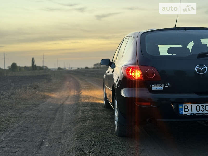 Хетчбек Mazda 3 2003 в Миколаєві