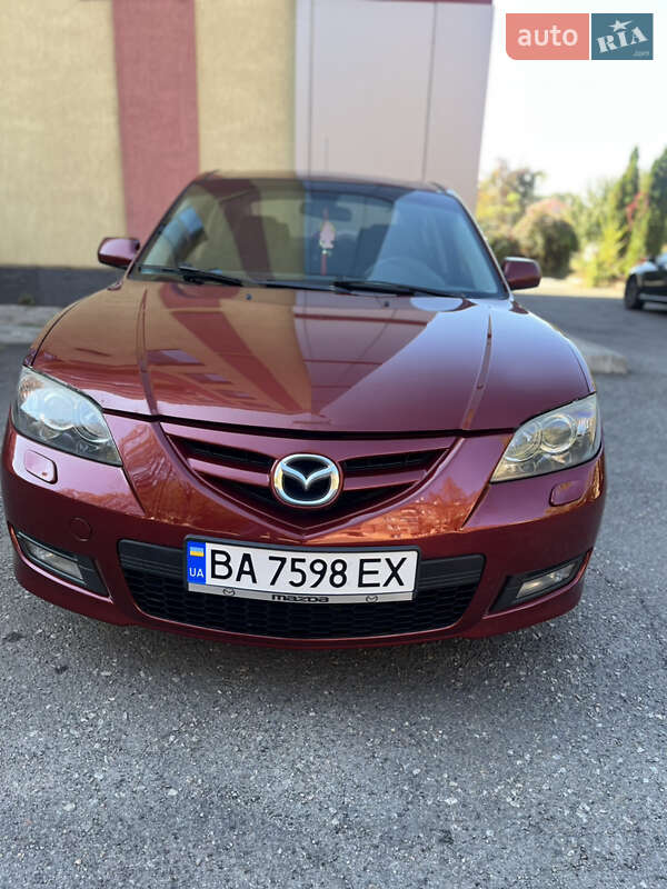 Седан Mazda 3 2008 в Кривом Роге