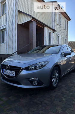 Седан Mazda 3 2013 в Чернігові