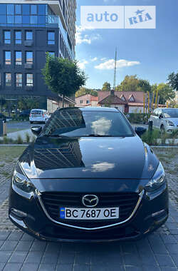 Седан Mazda 3 2017 в Львове