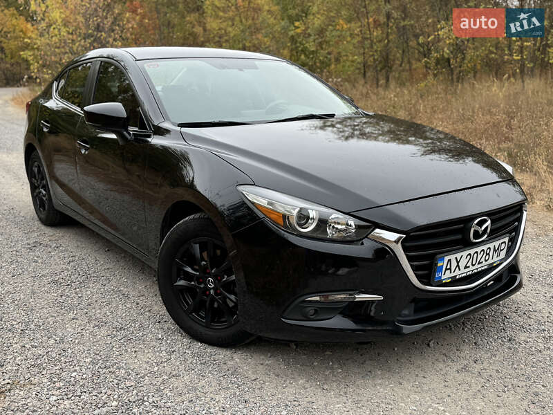 Седан Mazda 3 2017 в 