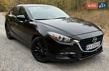 Седан Mazda 3 2017 в 