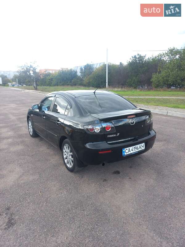 Седан Mazda 3 2009 в Черкассах