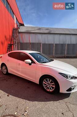 Седан Mazda 3 2015 в Одесі