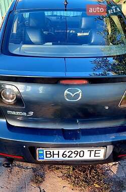 Седан Mazda 3 2008 в Сараті