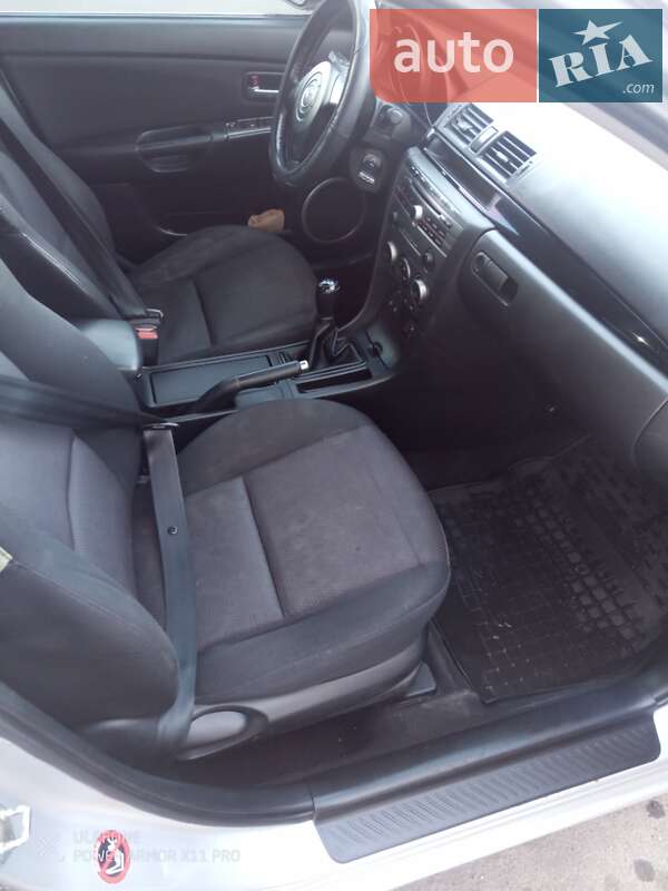 Седан Mazda 3 2006 в Умани