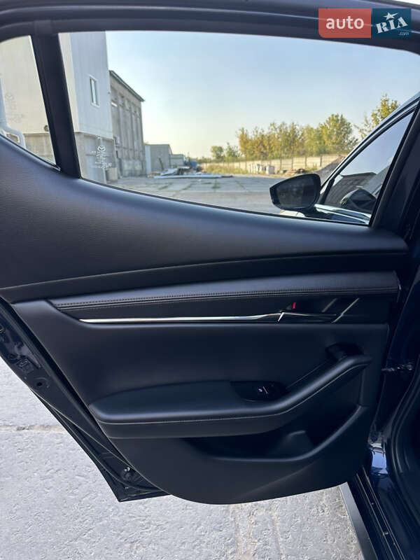 Хэтчбек Mazda 3 2019 в Кременчуге