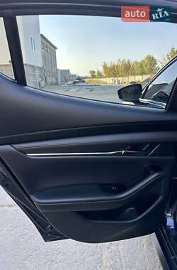 Хэтчбек Mazda 3 2019 в 