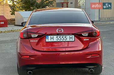 Седан Mazda 3 2014 в Первомайске