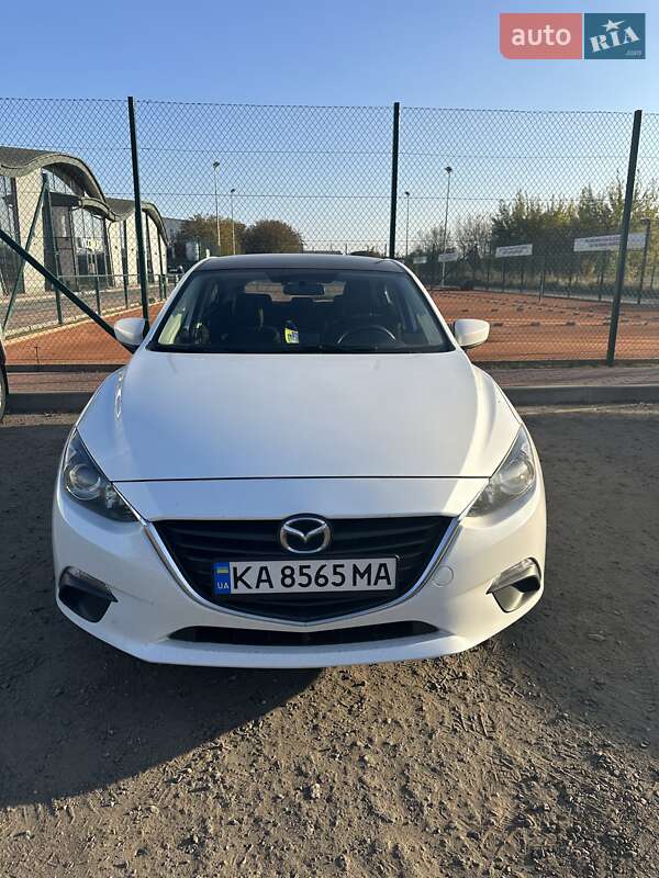 Хетчбек Mazda 3 2015 в Києві фото 6 Хетчбек Mazda 3 2015 в Києві
