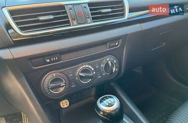 Седан Mazda 3 2014 в Вінниці