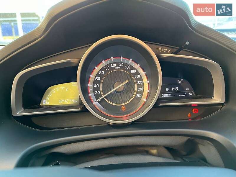 Седан Mazda 3 2014 в Виннице