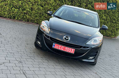 Хэтчбек Mazda 3 2011 в Стрые