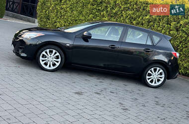 Хэтчбек Mazda 3 2011 в Стрые