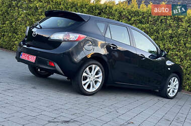 Хэтчбек Mazda 3 2011 в Стрые