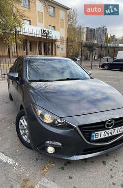 Седан Mazda 3 2014 в Киеве