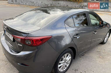 Седан Mazda 3 2014 в Киеве