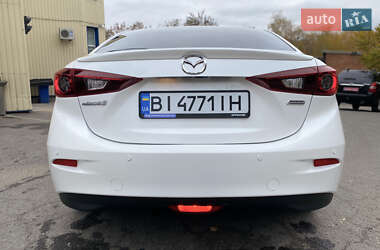 Седан Mazda 3 2015 в Полтаве