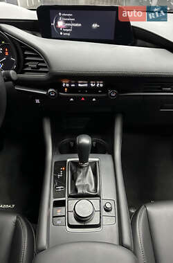 Хэтчбек Mazda 3 2021 в 