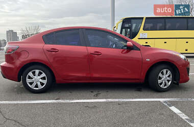 Седан Mazda 3 2010 в Киеве