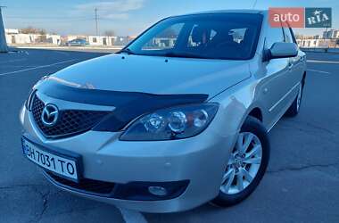 Хетчбек Mazda 3 2006 в Білгороді-Дністровському