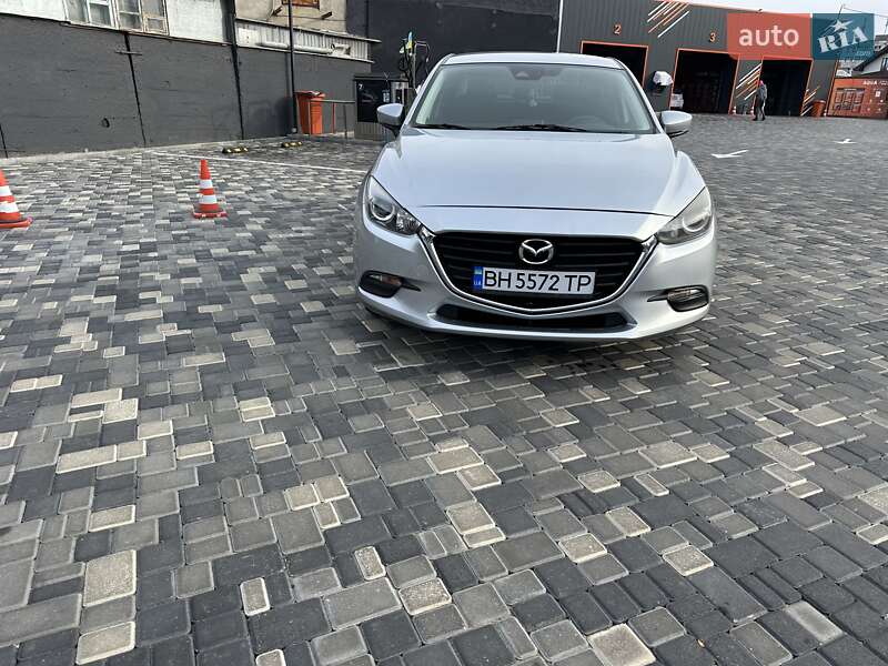 Седан Mazda 3 2018 в Одессе