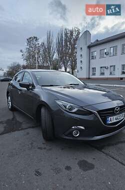 Хэтчбек Mazda 3 2015 в Измаиле