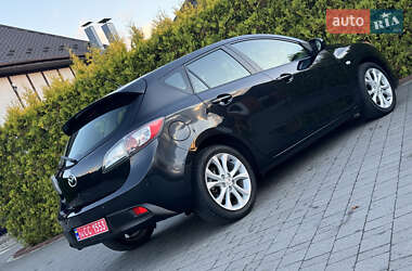 Хетчбек Mazda 3 2011 в Стрию