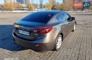 Седан Mazda 3 2014 в Киеве