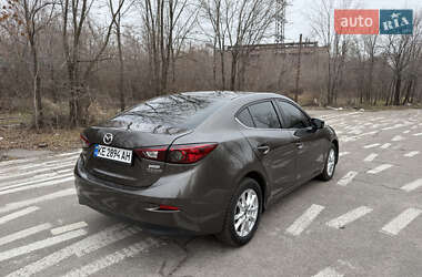 Седан Mazda 3 2016 в Днепре