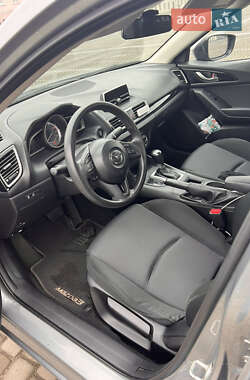 Седан Mazda 3 2014 в Львове