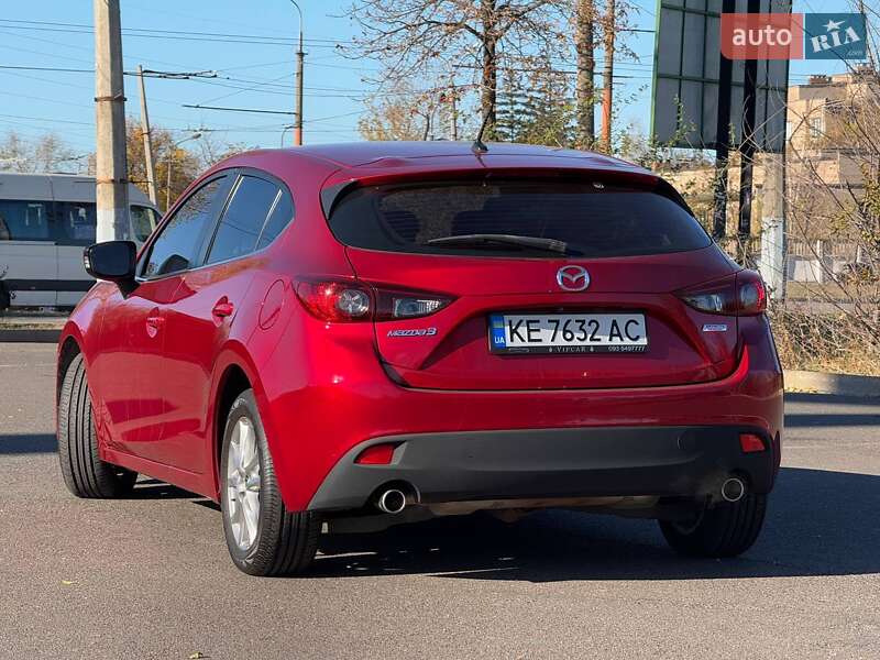 Хетчбек Mazda 3 2015 в Кривому Розі