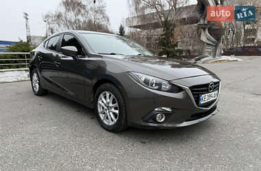 Седан Mazda 3 2016 в Днепре