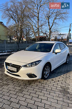 Седан Mazda 3 2016 в Львові